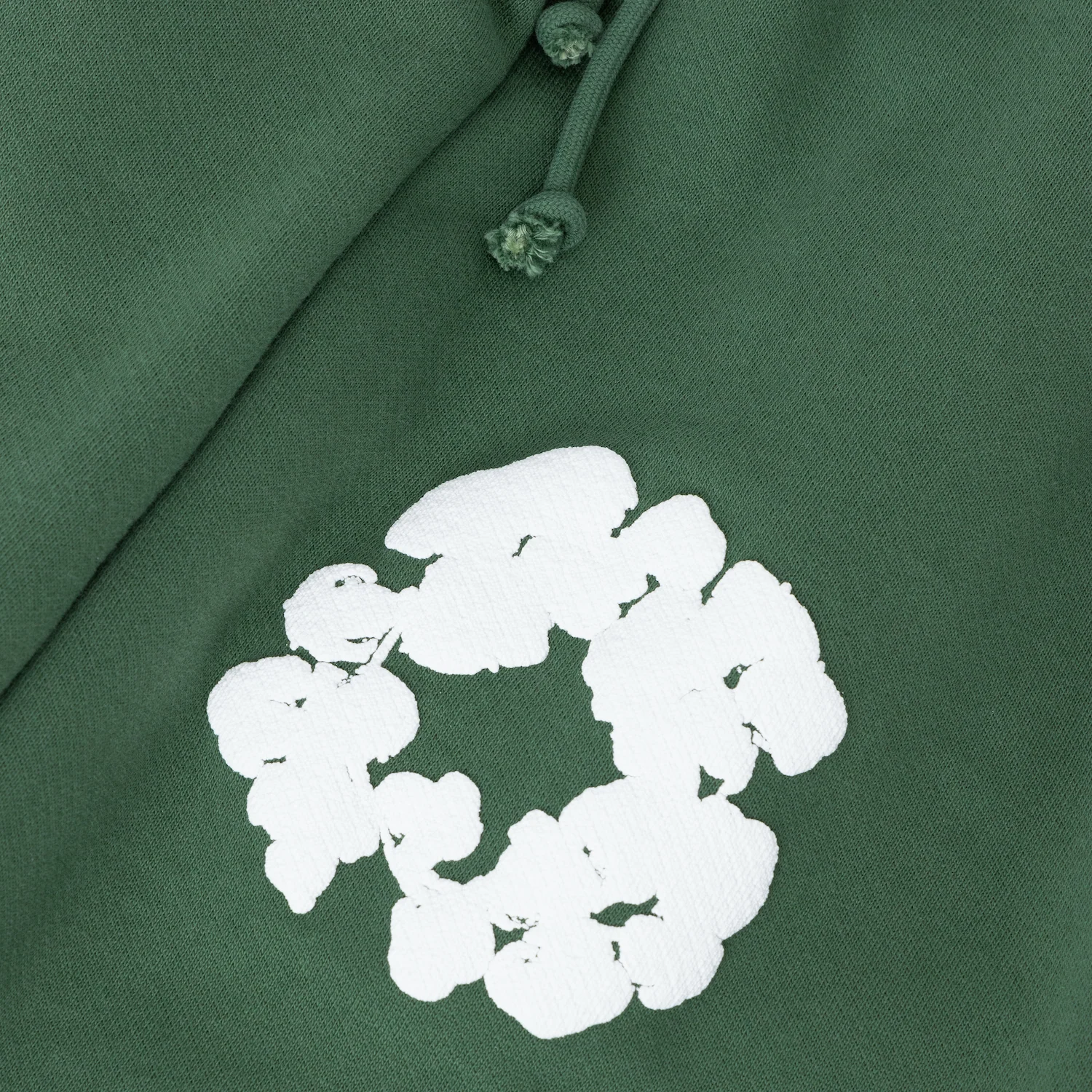 The Cotton Wreath Shorts Green